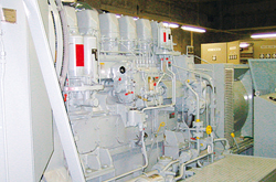 鏡岡山空港　非常用ディーゼルエンジン　300KVA