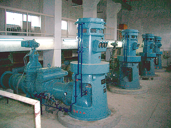 岡山市　三野浄水場第５水源取水ポンプ