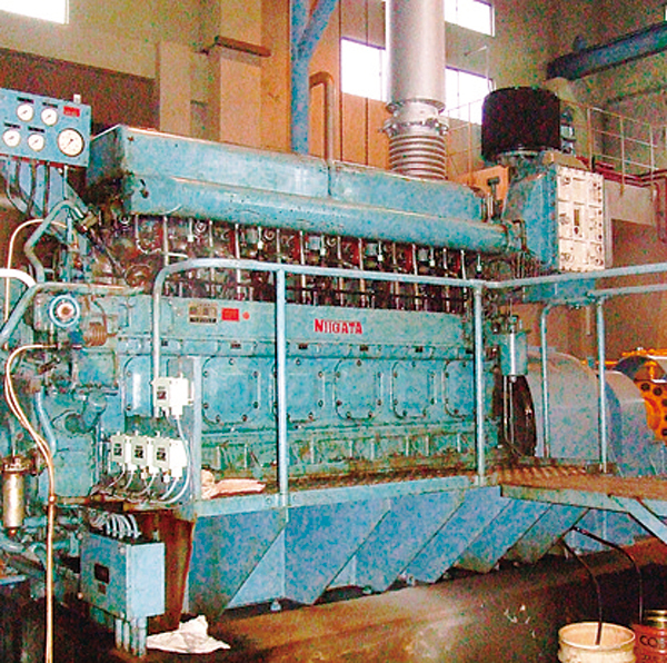 庄内川　排水機場排水ポンプ　
直結ディーゼルエンジン